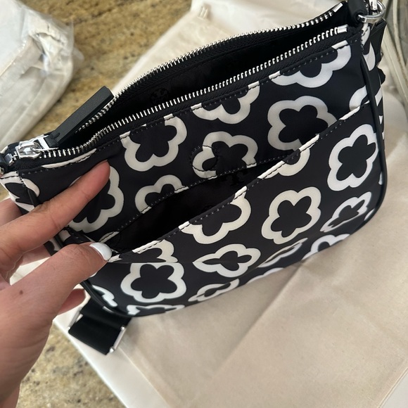 New Tory Burch NYLON PRINTED WEB CONVERTIBLE CROSSBODY BLACK-IVORY THE FLOWER - Picture 4 of 10